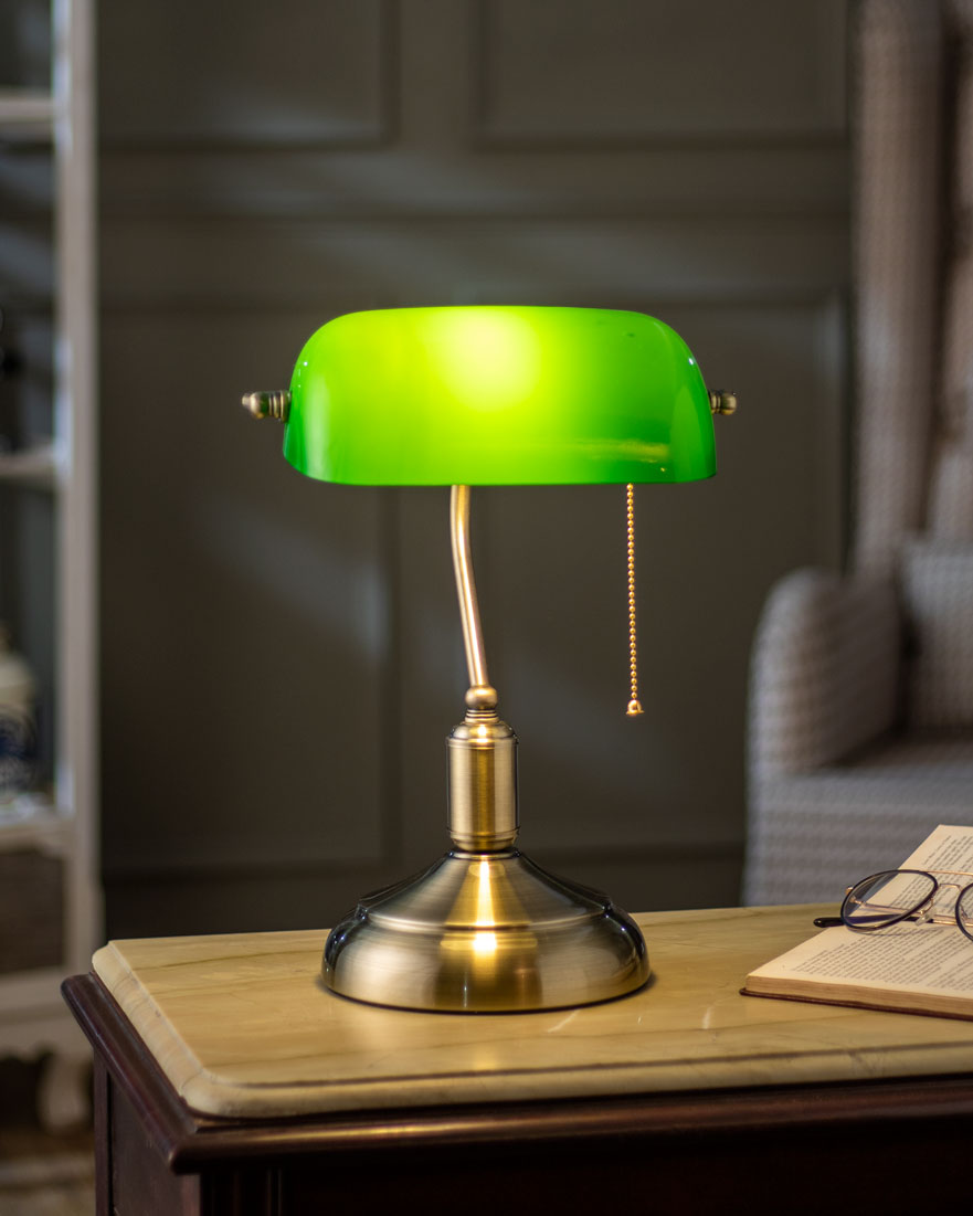 BowLift | Classic Banker Lamp