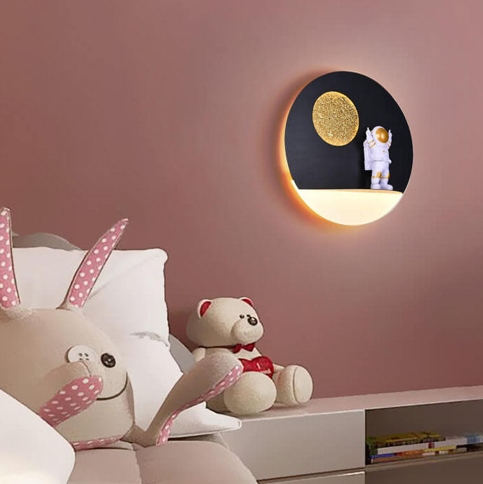 BowLift | Contemporary Creative Iron Resin Round Astronaut LED Wall Light Lamp for Bedroom