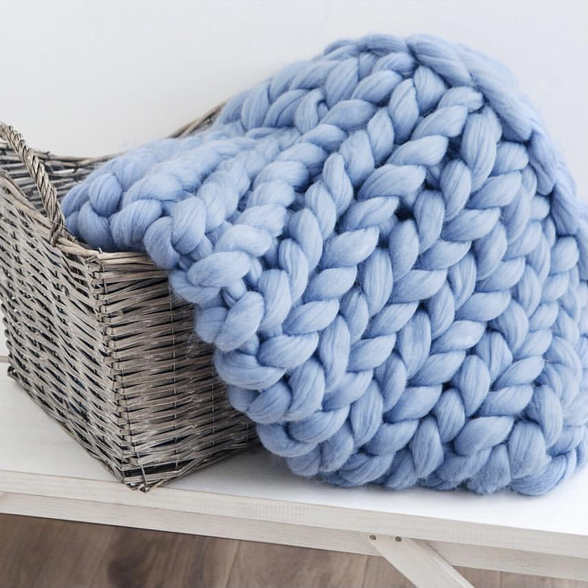 BowLift | Chunky Knit Blanket