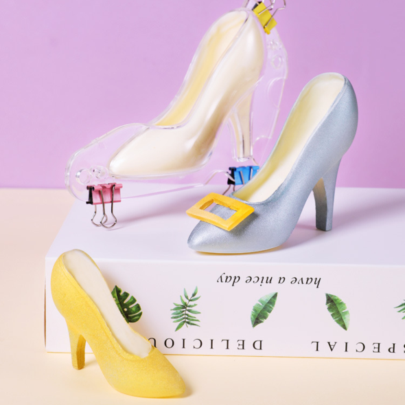 BowLift | High-Heeled Shoe Baking Mold