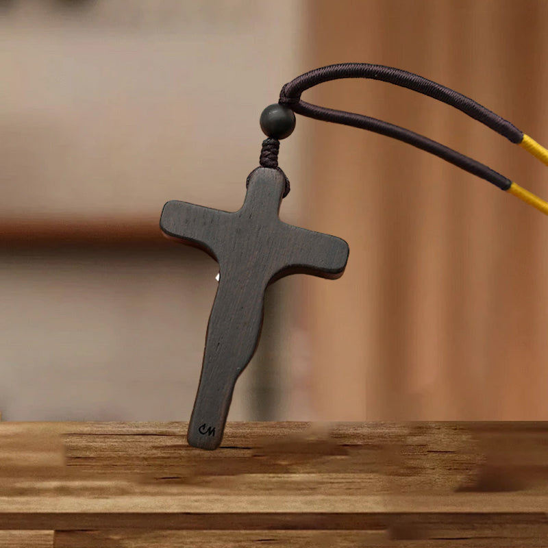 BowLift | Jesus-Cross-Necklace made of Wood