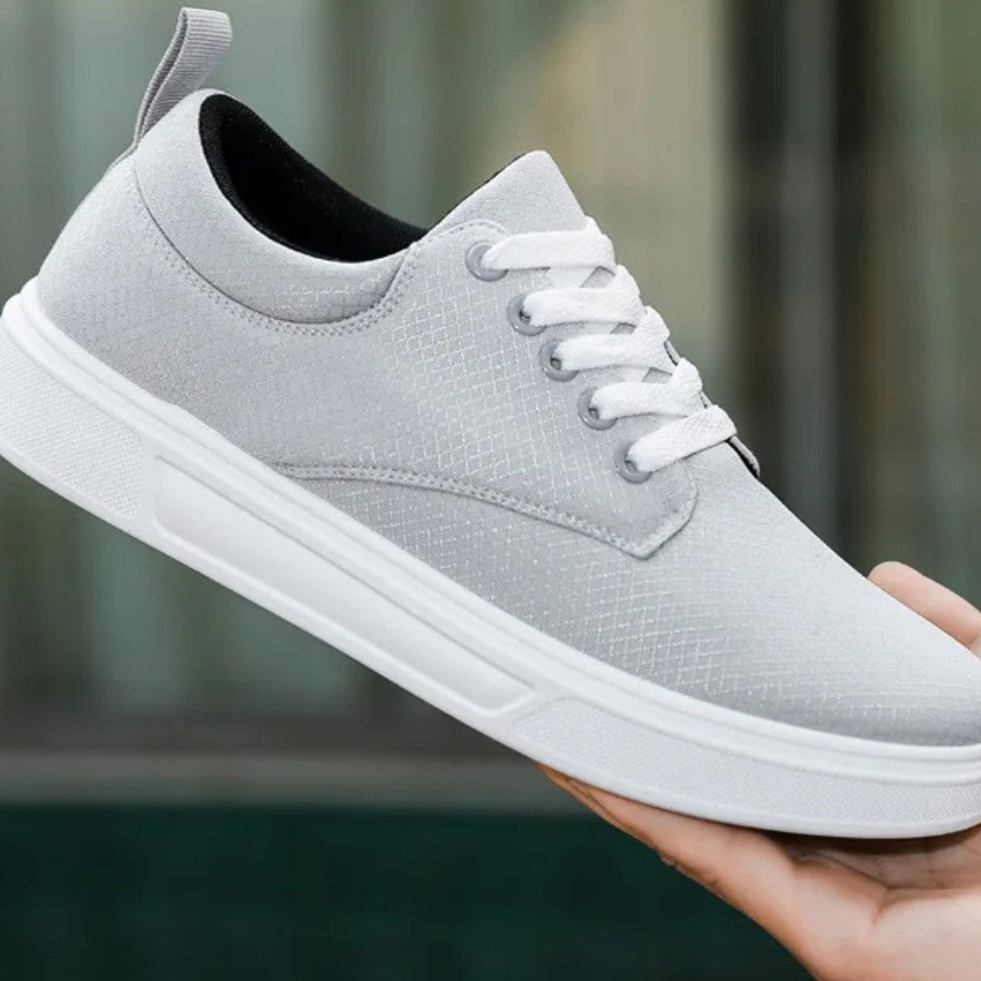 Coastal Breeze Sneakers with Breathable Lightweight Design