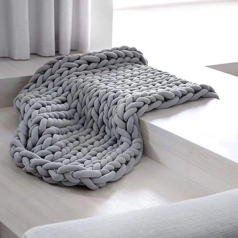 BowLift | Chunky Knit Handmade Weighted Throw – Ultra-Cozy & Stylish Blanket