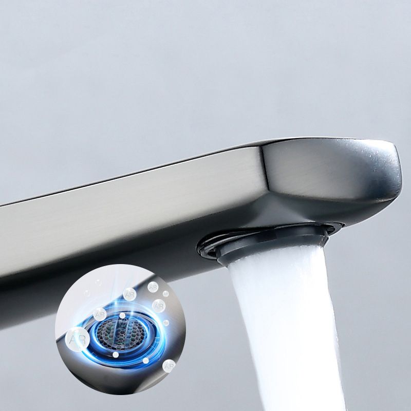 BowLift | Contemporary Centerset Faucet Single Handle Faucet for Bathroom