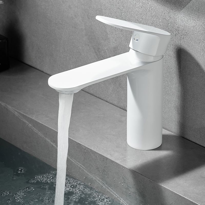 BowLift | Bathroom Sink Faucet Lever Handle Brass Monochrome Bathroom Faucet