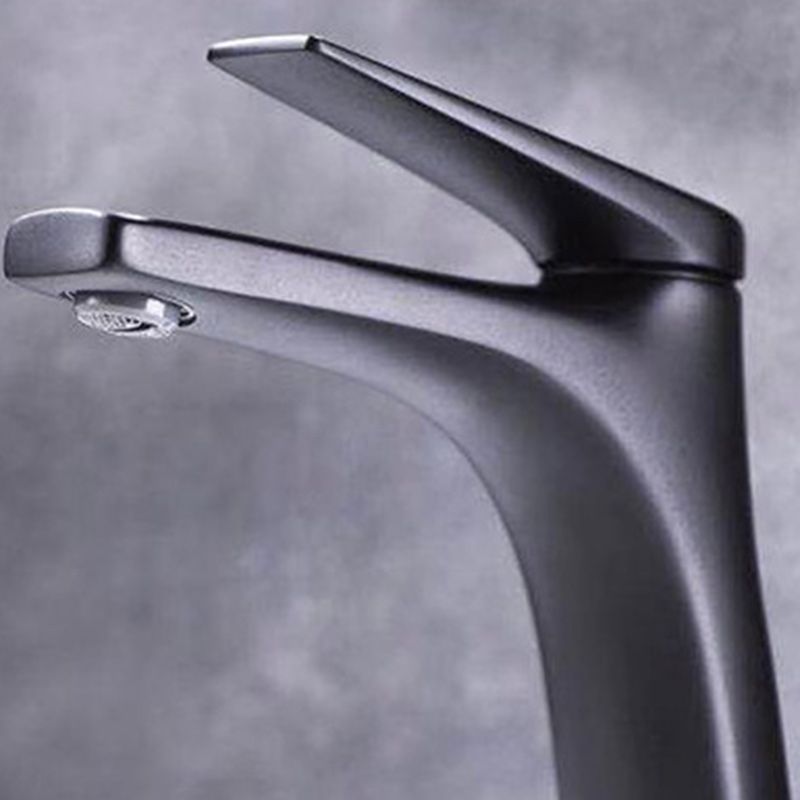 BowLift | Contemporary Copper Vessel Tap Lever Low Arc Vessel Faucet