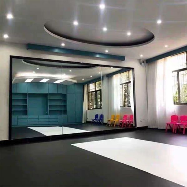 BowLift | Peel and Stick Vinyl Flooring Fade Resistant Waterproof Vinyl Flooring