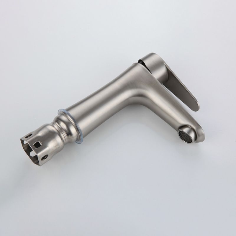 BowLift | Round Single-Handle Bathroom Faucet Single Hole Sink Faucet in Chrome