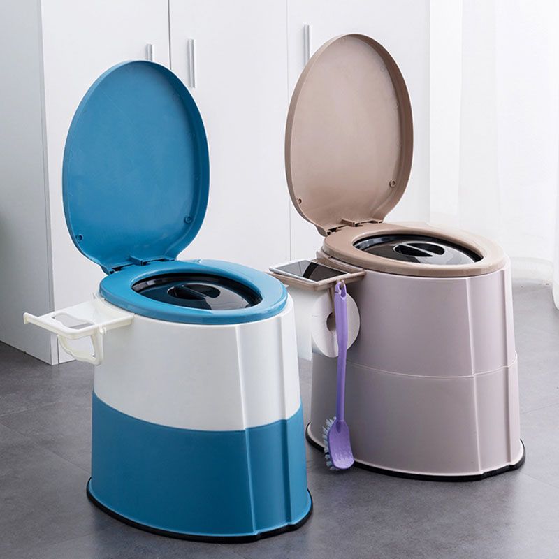 BowLift | Contemporary plastic floor-mounted toilet bowl with toilet seat for the bathroom