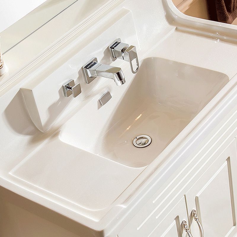 BowLift | Wall Mounted Faucet Brass Lever Handle Bathroom Faucet Hand Shower