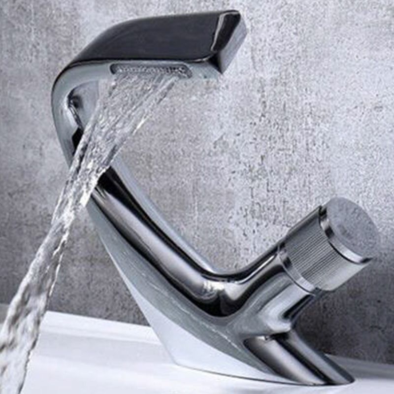 BowLift | Contemporary Container Copper Brass Knob Handle Low Arch Container Faucet