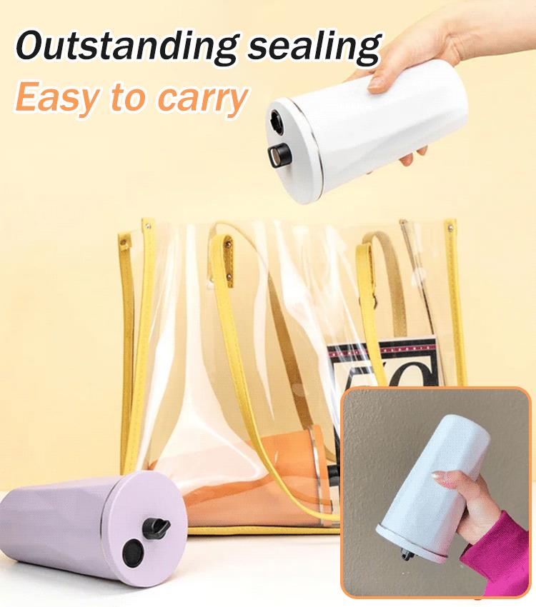 BowLift | Cup with collapsible straw