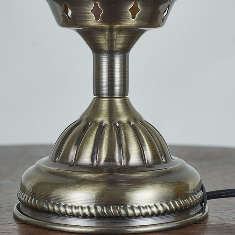 BowLift | Traditional Tiffany romantic oval iron enameled 1-light table lamp for the bedroom