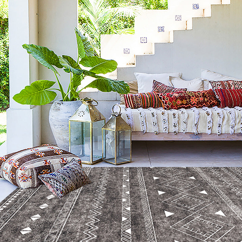 BowLift | White and black bohemian carpet Polyester striped pattern carpet pet-friendly washable non-slip backing carpet for decoration