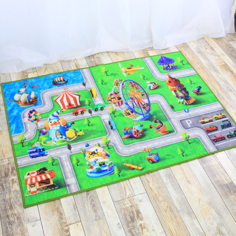 BowLift | Funky Road Pattern Rug with Buildings in Green and Grey Kids Rug Polyester Pet-Friendly Washable Non-Slip Rug for Decoration