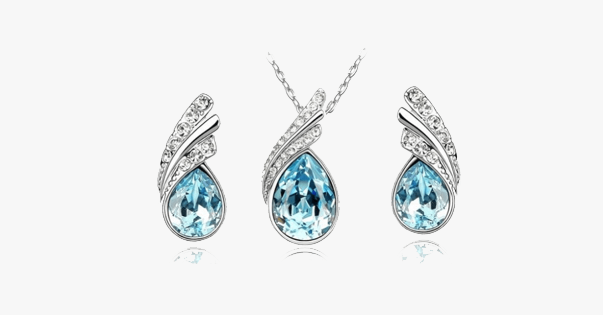BowLift | Angle Tear Drop Austrian Crystal Pendant & Earring Set – A Unique and Stylish Addition to Your Collection
