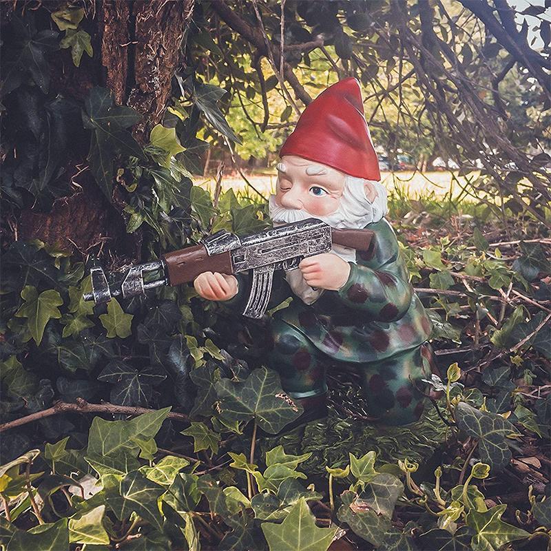BowLift | Military Garden Gnome with Camouflage Uniform