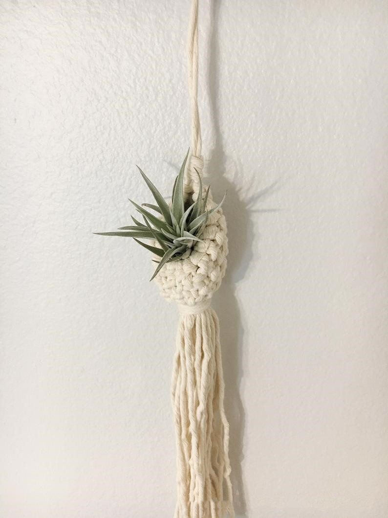 BowLift | Handmade Macrame Plant Hanger – Decorative Suspension for Plants in Boho Style