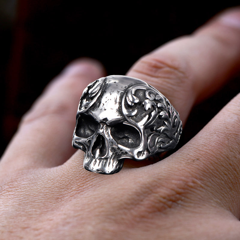 BowLift | Punk Style Titan Skull Ring