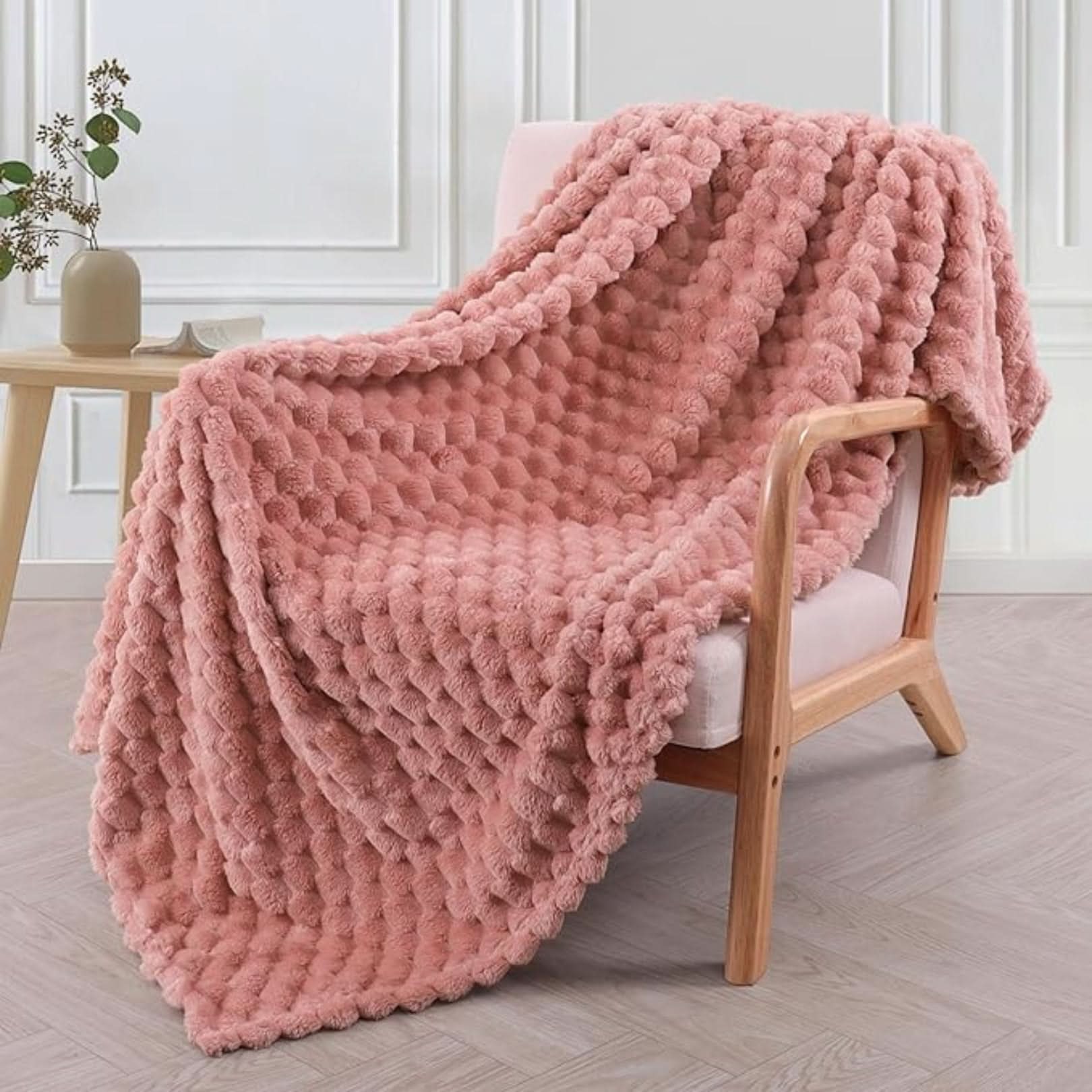 BowLift | DARA - Cozy Blanket