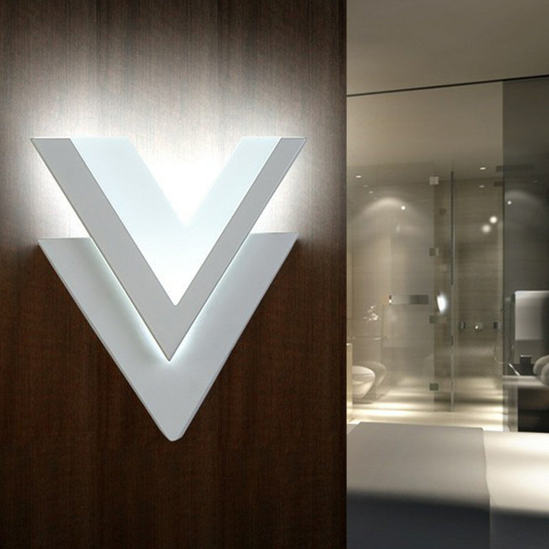 BowLift | V-shaped LED Wall Lamp Simple Acrylic Living Room Wall Lighting in White