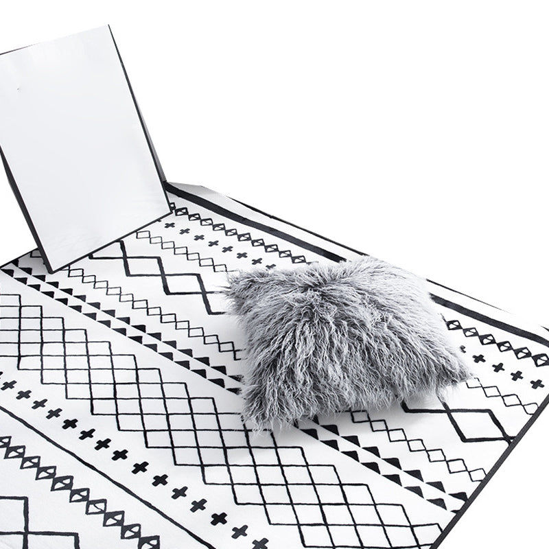 BowLift | Black Living Room Rug Nordic Geometric Print Area Rug Polypropylene Non-Slip Pet Friendly Easy Care Rug