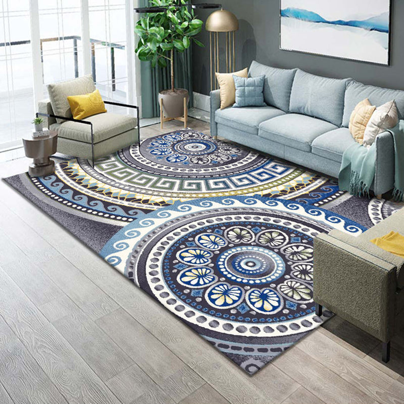 BowLift | Western Parlor Rug Multicolored Geometric Pattern Area Rug Polypropylene Easy Care Pet Friendly Washable Indoor Rug