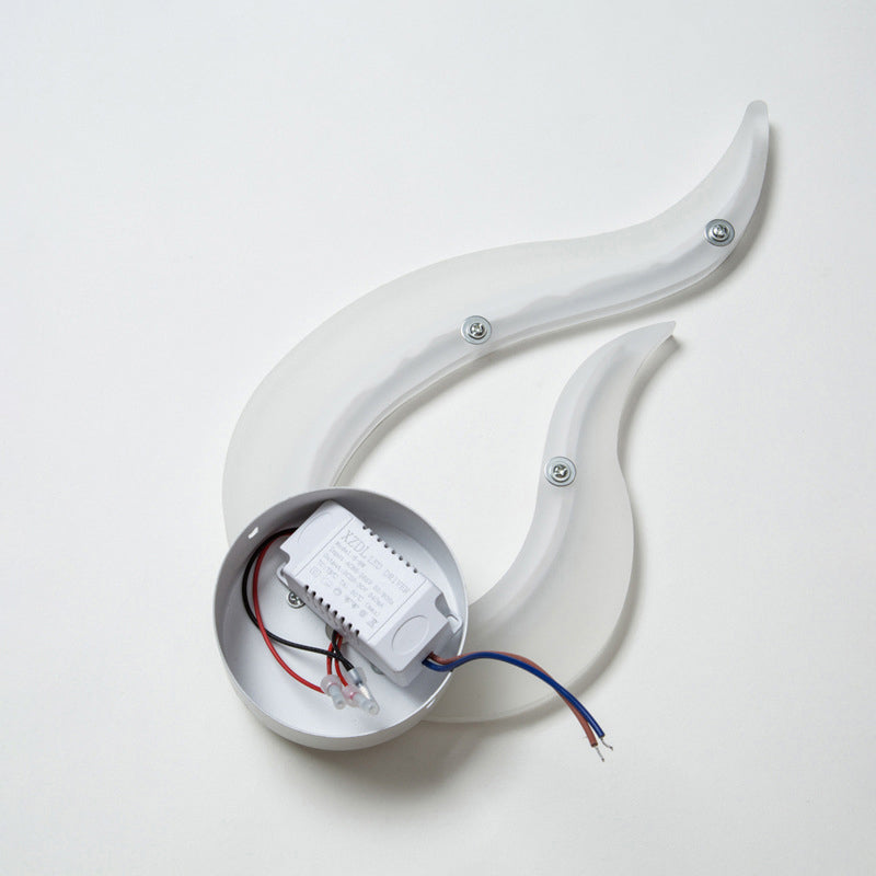 BowLift | Decorative flame-shaped wall applique acrylic hallway LED wall-mounted light in white