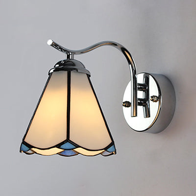 BowLift | Wall lamp with wavy edge Country Joined Glass 1 Light Wall Mount Fixture in White/Beige for the Nightstand