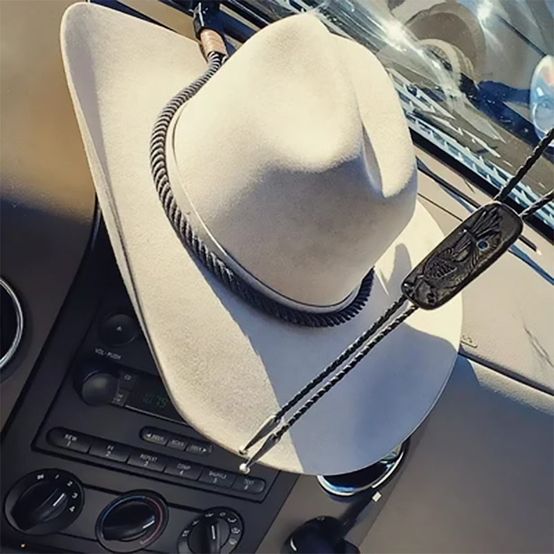 BowLift | Cowboy hat mounts for your vehicle