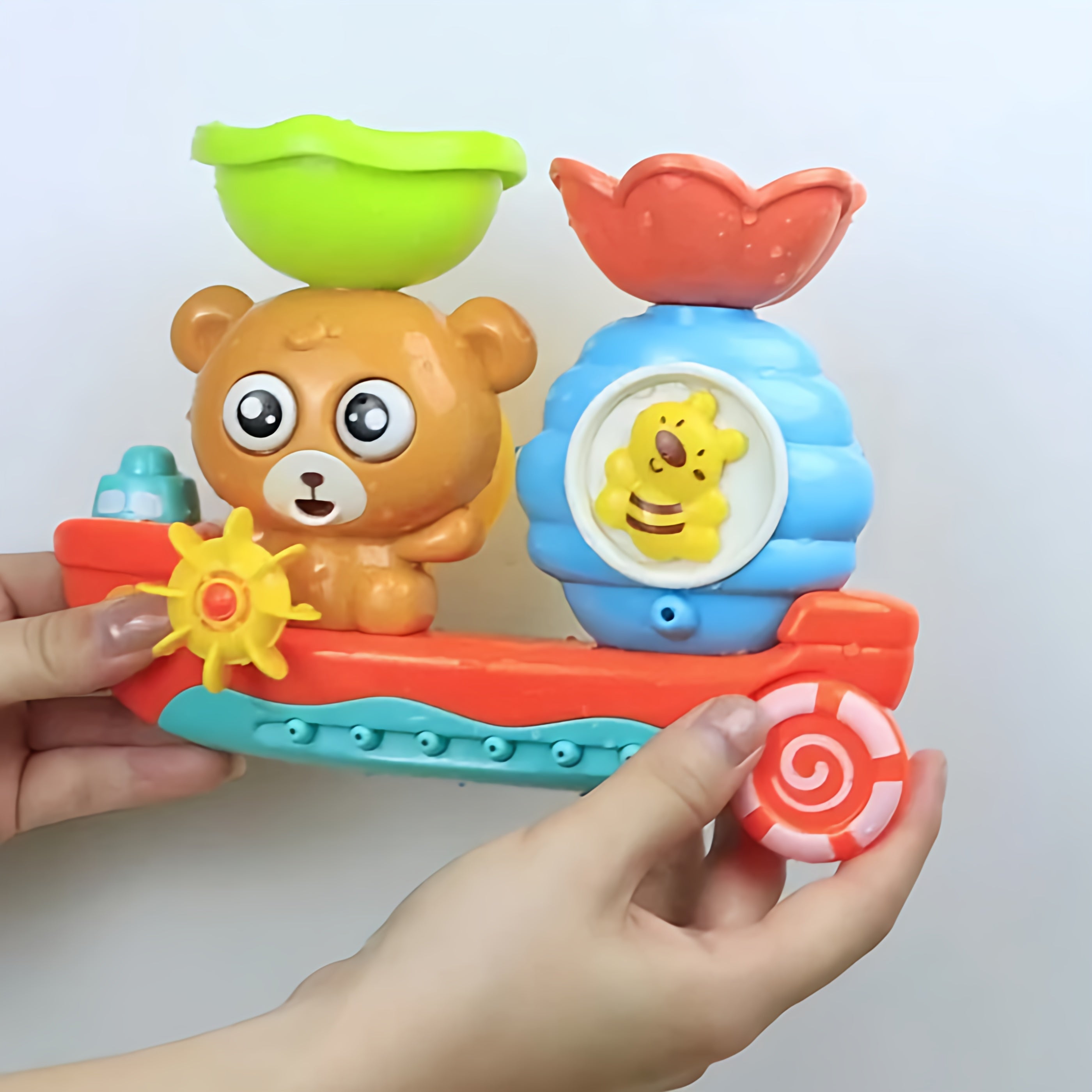 BowLift | Baby Bath Toy Floating Bear Boat