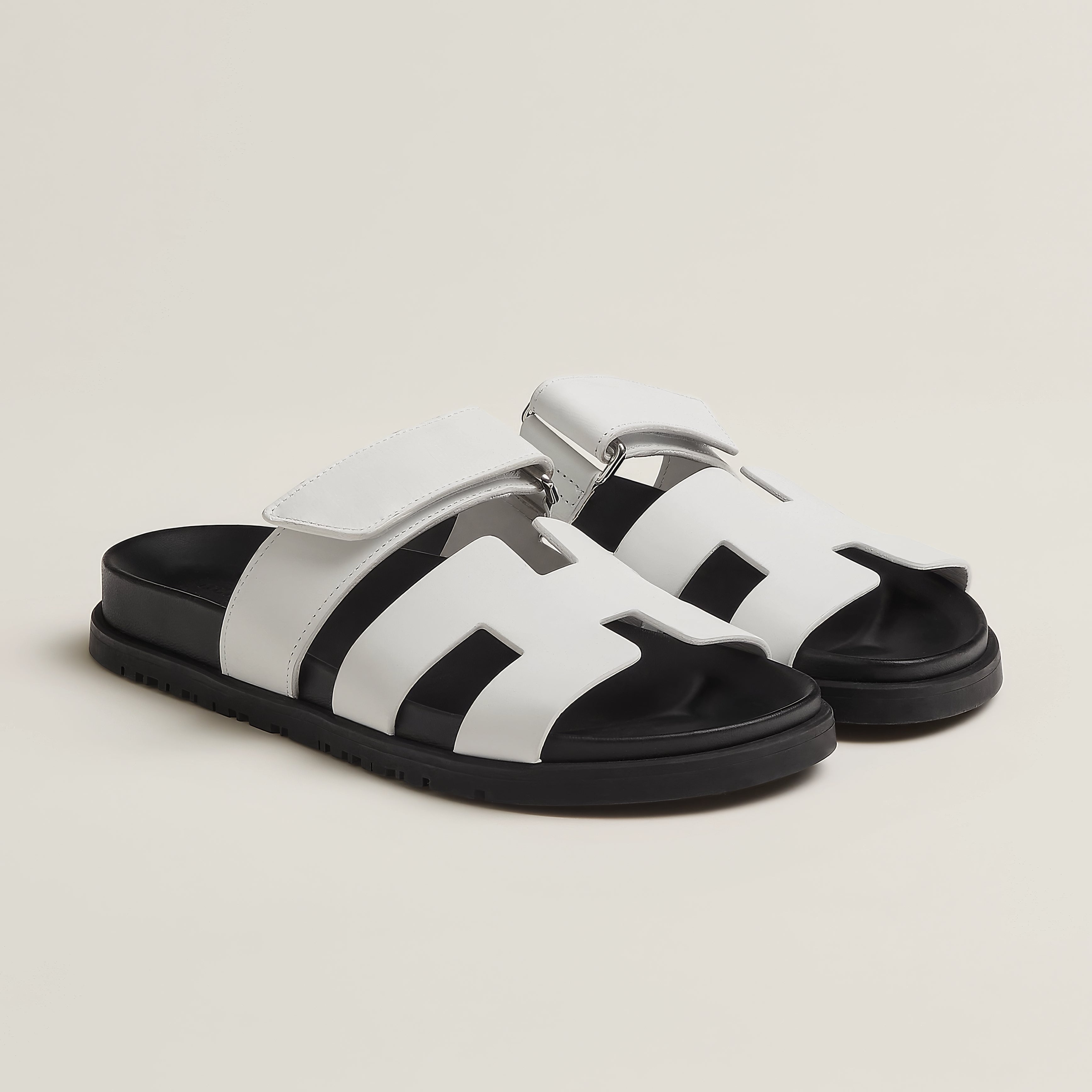 BowLift | Fashionable Leather Sandals