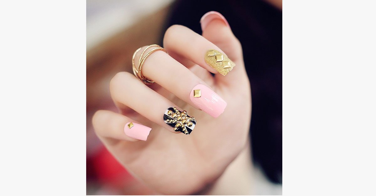 BowLift | Acrylic Nails with Rivets