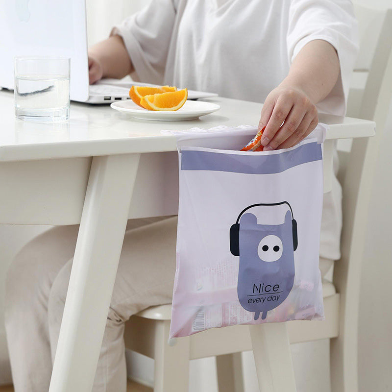 BowLift | Biodegradable Self-adhesive Cleaning Bags