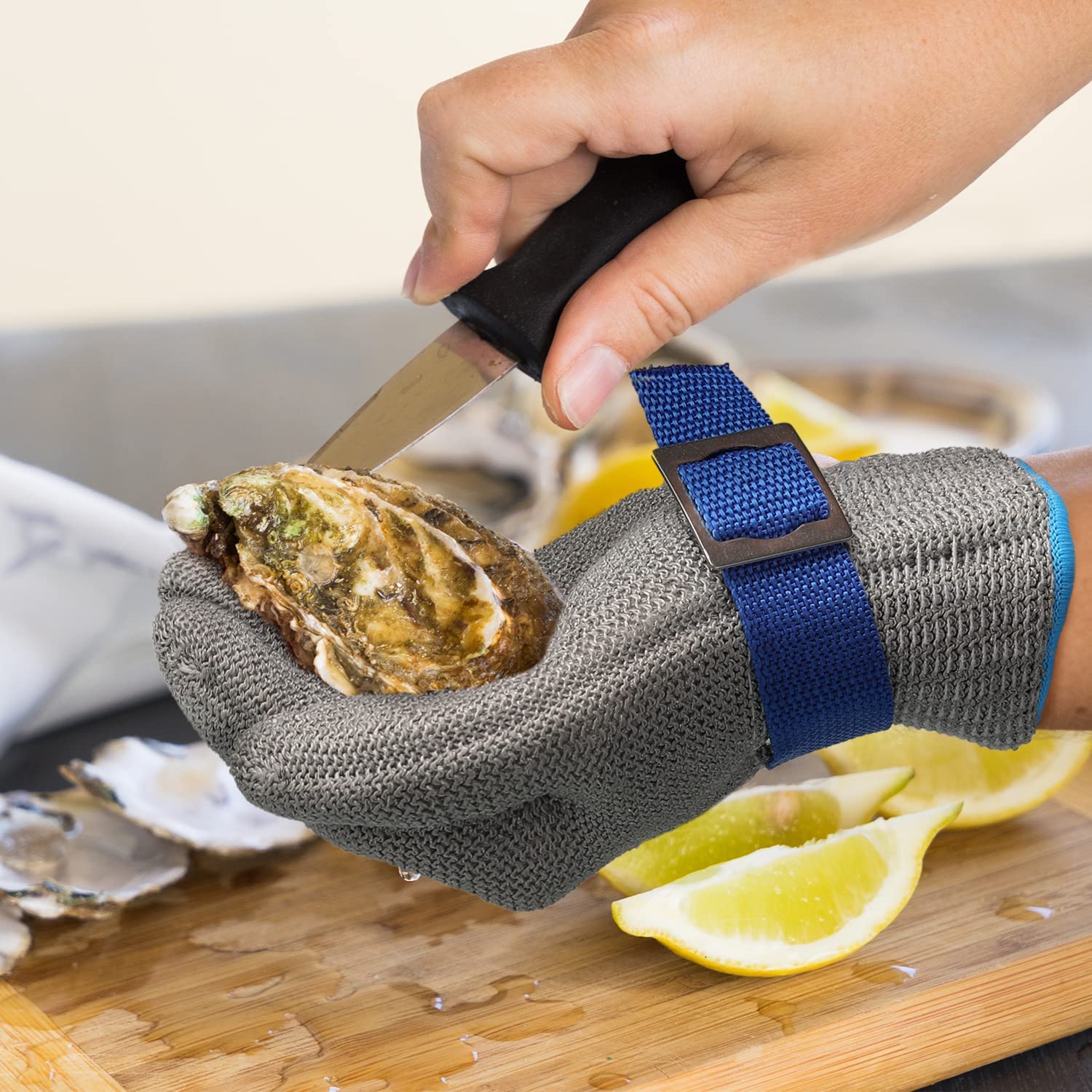 BowLift | Food grade stainless steel mesh metal glove
