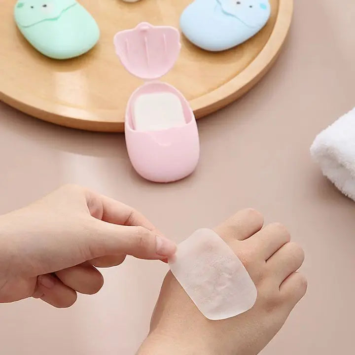 BowLift | 4 pieces | Travel soap leaves in case – compact, hygienic & practical