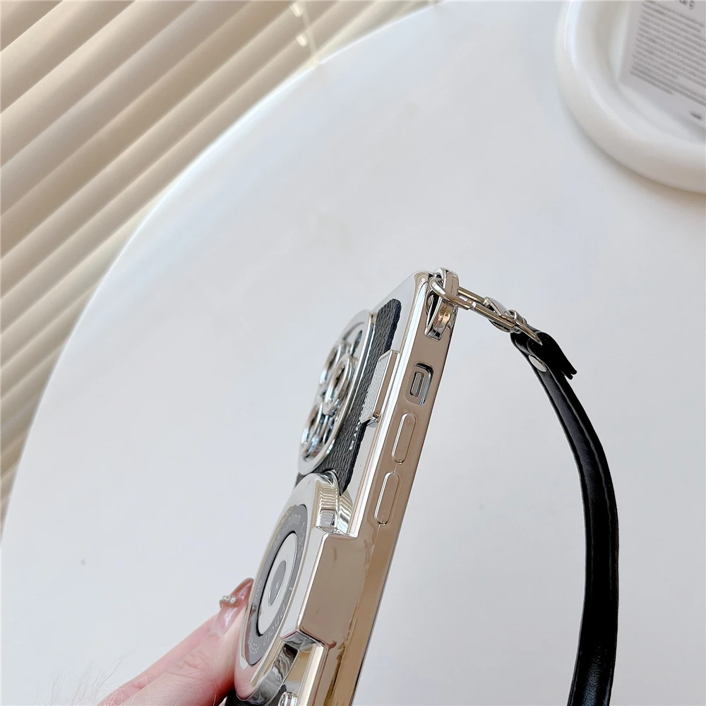 BowLift | Limited Edition Old School Camera iPhone Case