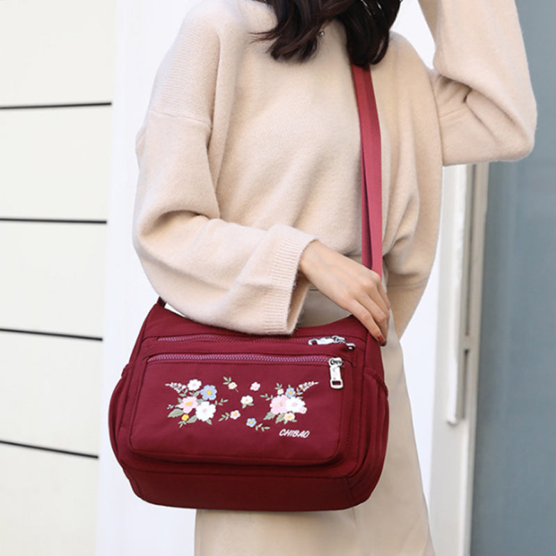 BowLift | Embroidered Flower Shoulder Bag