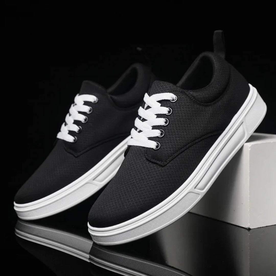 Coastal Breeze Sneakers with Breathable Lightweight Design