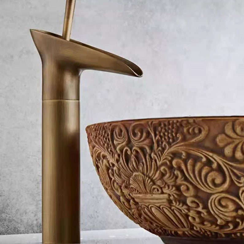 BowLift | Round Single Handle Faucet Country Style Sink Mixer