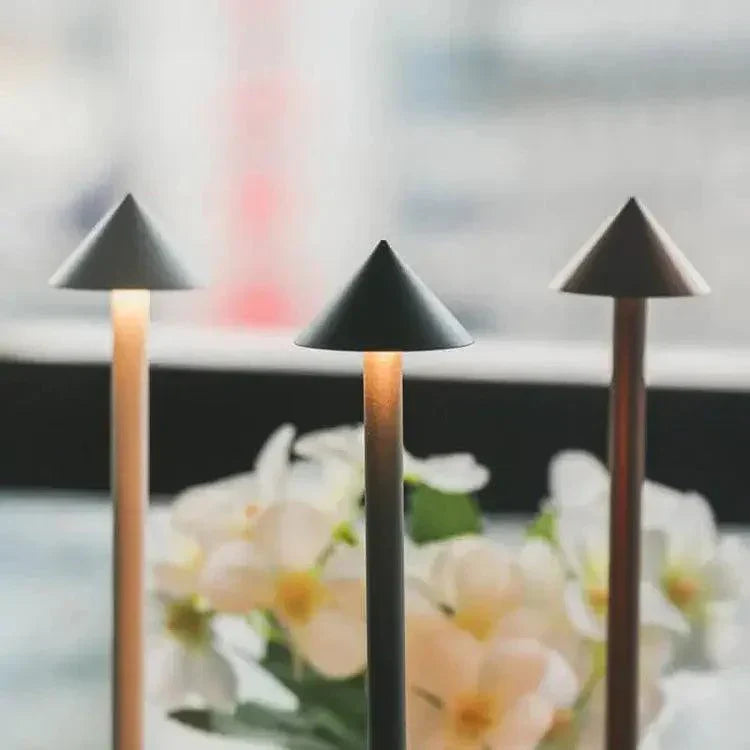 BowLift | BeamLuxe - Sleek Wireless Table Light