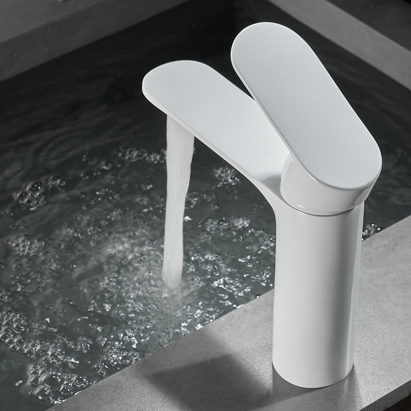 BowLift | Bathroom Sink Faucet Lever Handle Brass Monochrome Bathroom Faucet