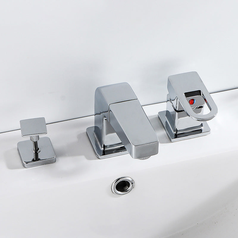 BowLift | Wall Mounted Faucet Brass Lever Handle Bathroom Faucet Hand Shower