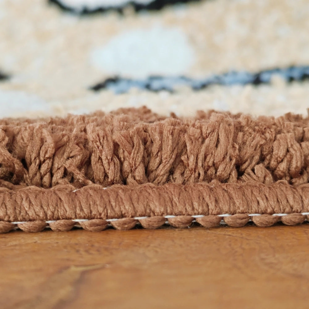 BowLift | Fluffy Semicircle Non-Slip Bath Mat