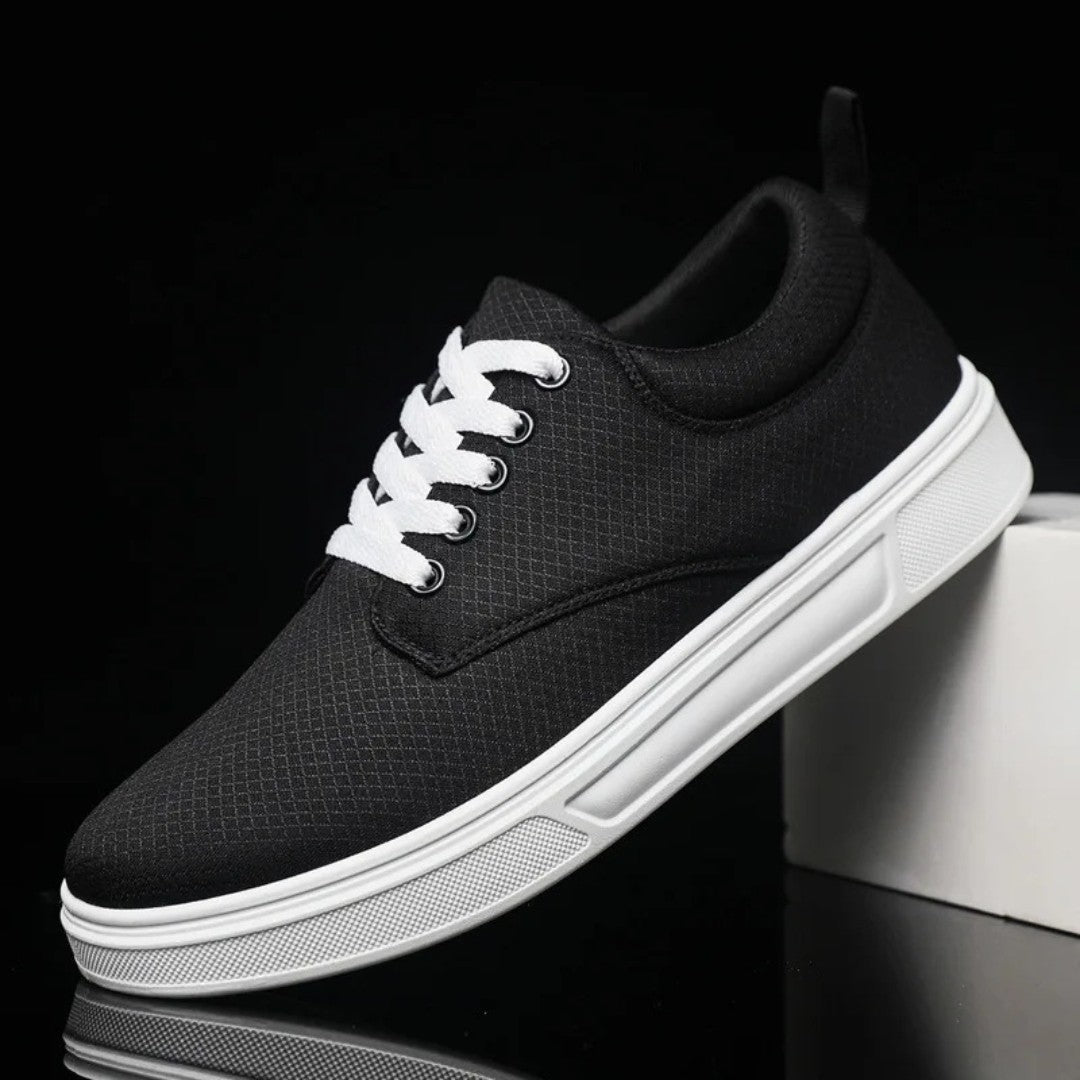 Coastal Breeze Sneakers with Breathable Lightweight Design