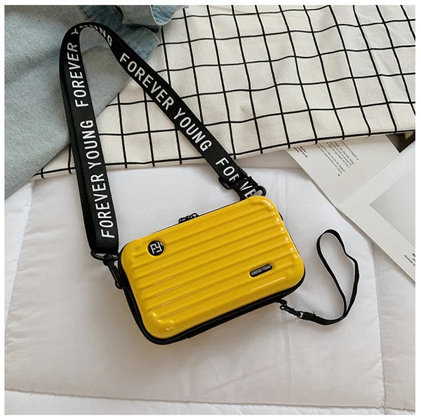 BowLift | The stylish mini suitcase bag for all-day use