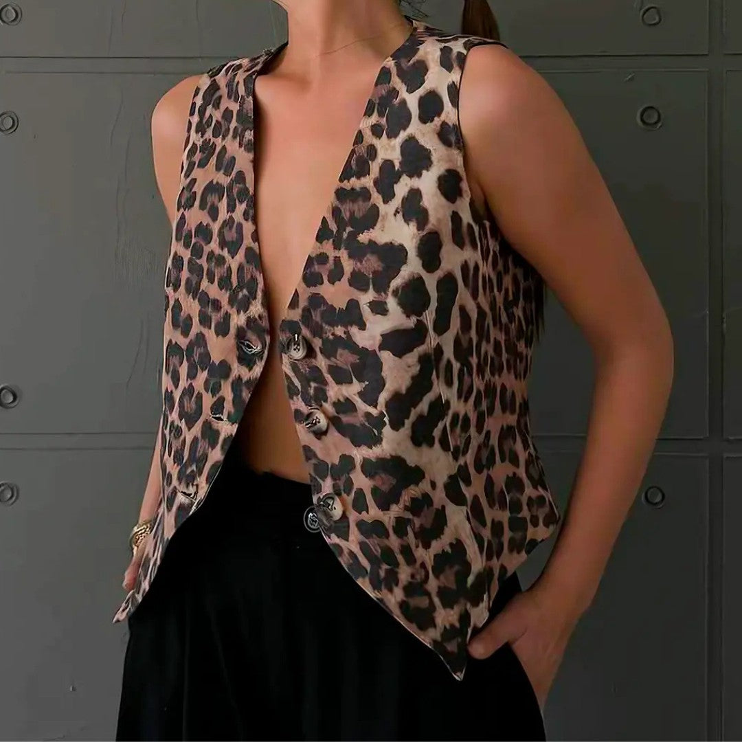 Fitted Sleeveless Vest with Bold Print and Sleek Silhouette