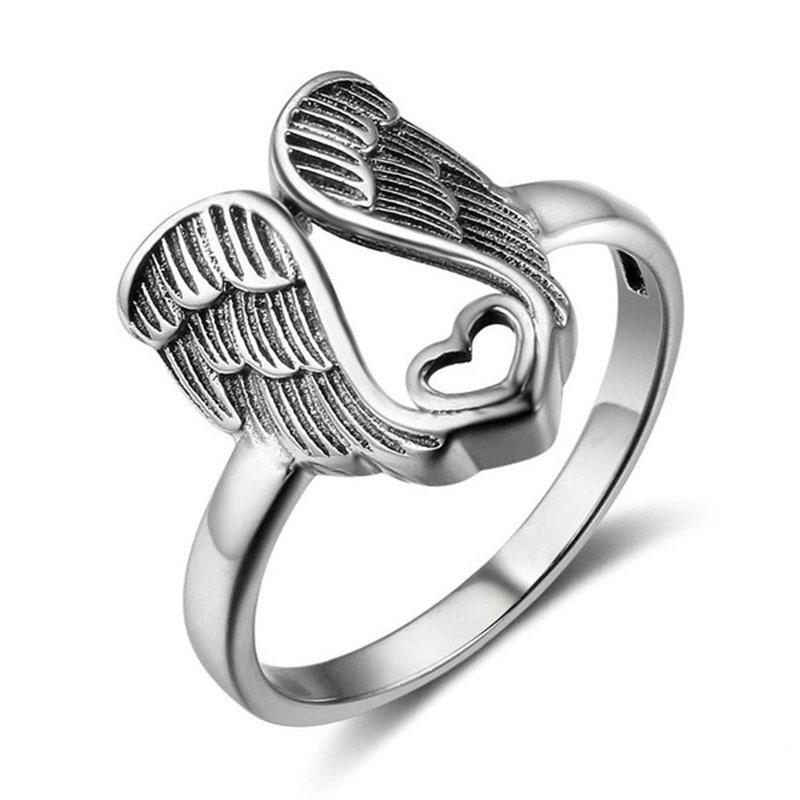 BowLift | Angel Love Heart Ring