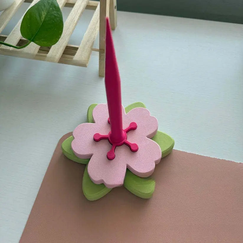 BowLift | Gerbera Yarn Spool — 3D Printed Tool for Even Winding