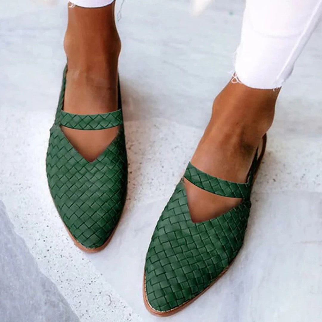 Pointed Toe Flats with Soft Lining and Elegant Finish